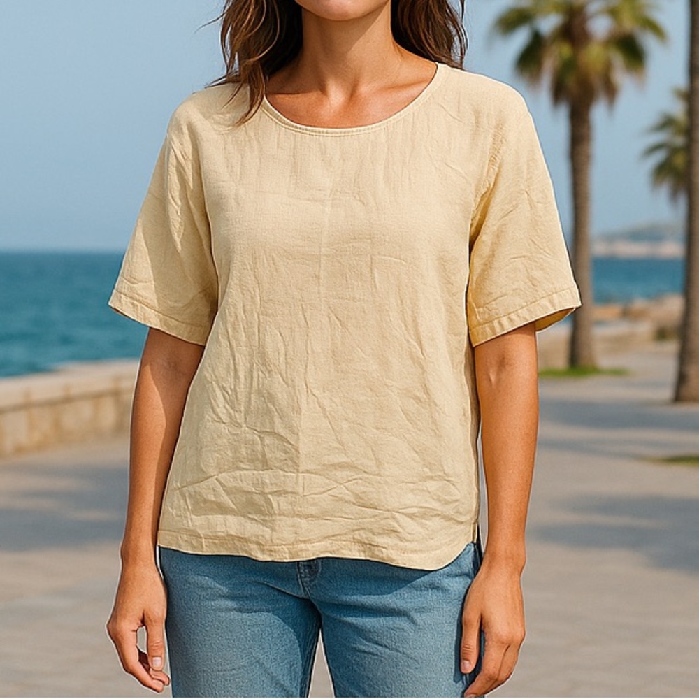 Light Yellow Textured Blouse – Size L
